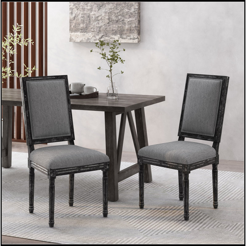 Chaise de salle à manger