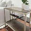 Table de chevet en métal avec tablette