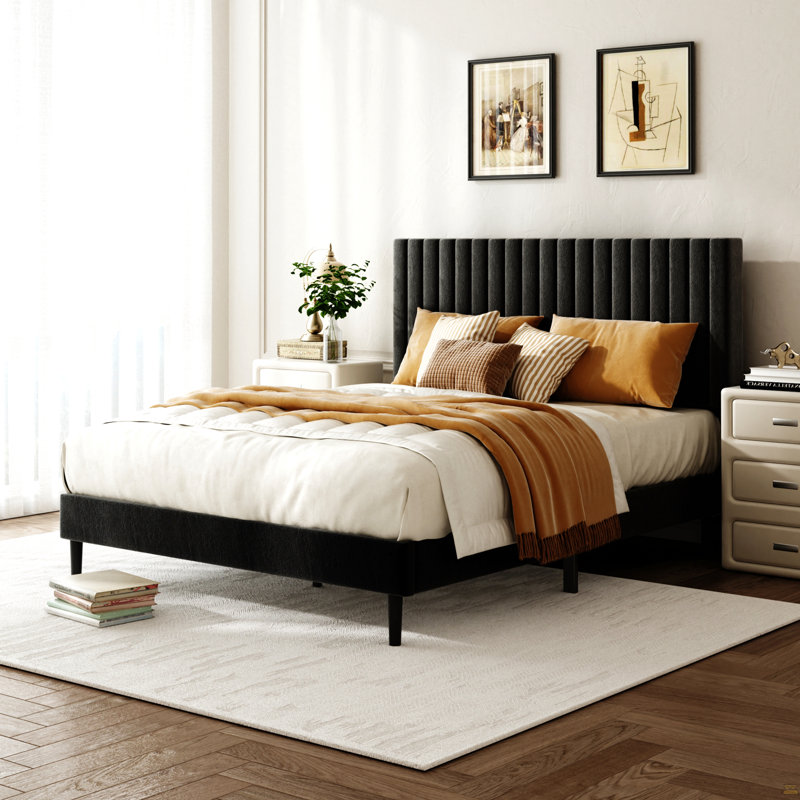 Structure de grand lit, lit plateforme tapissier en velours avec tête de lit réglable en hauteur, structure robuste et lattes, conception silencieuse, compatible avec les matelas sans ressorts, facile à assembler, noir