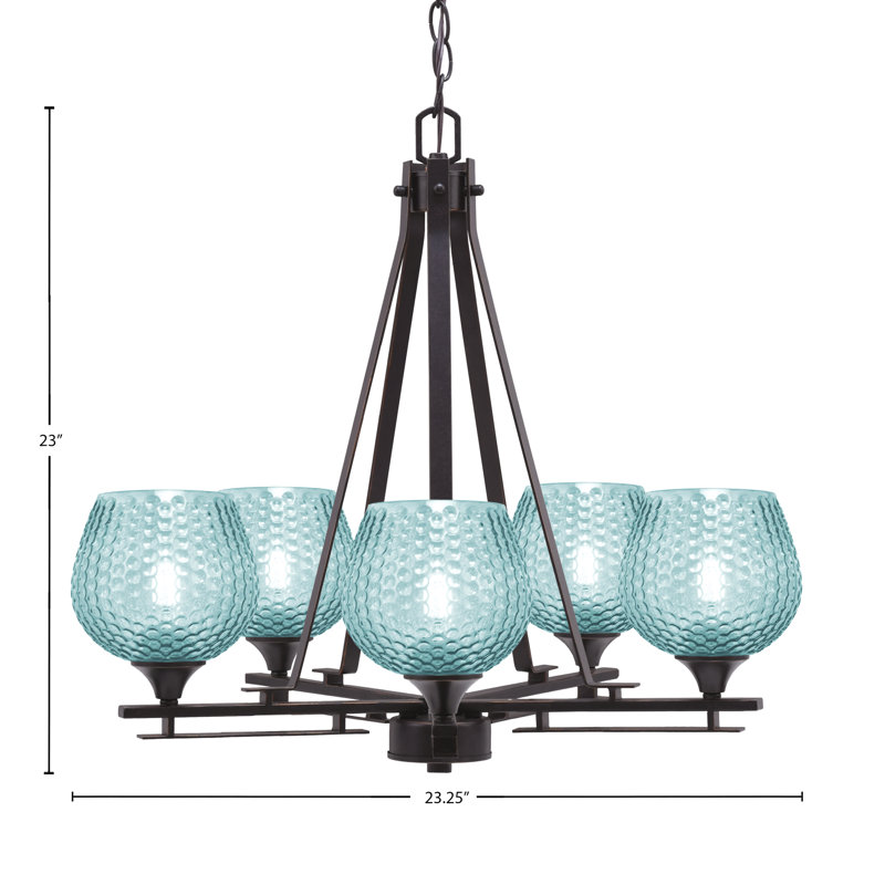 Lustre 5 lumières Uptowne illustré en finition granit foncé avec verre texturé turquoise 6 "