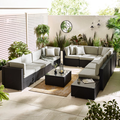 Miacomet Modular PE Rattan Garden Sofa Set and Table for Modern Gardens and Patios (Cover Included)