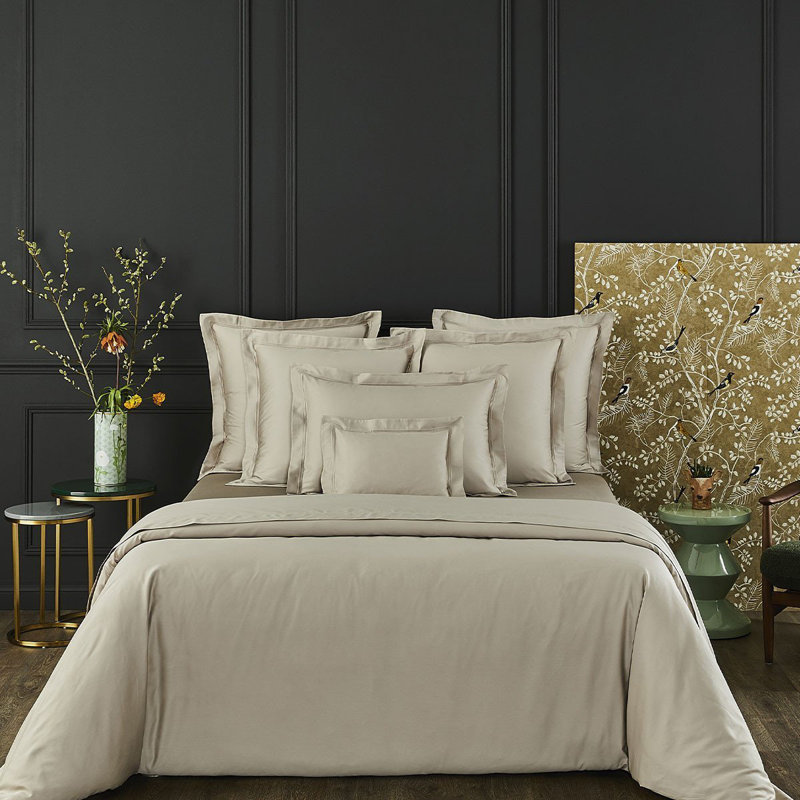 Triomphe Bed Runner, Pierre