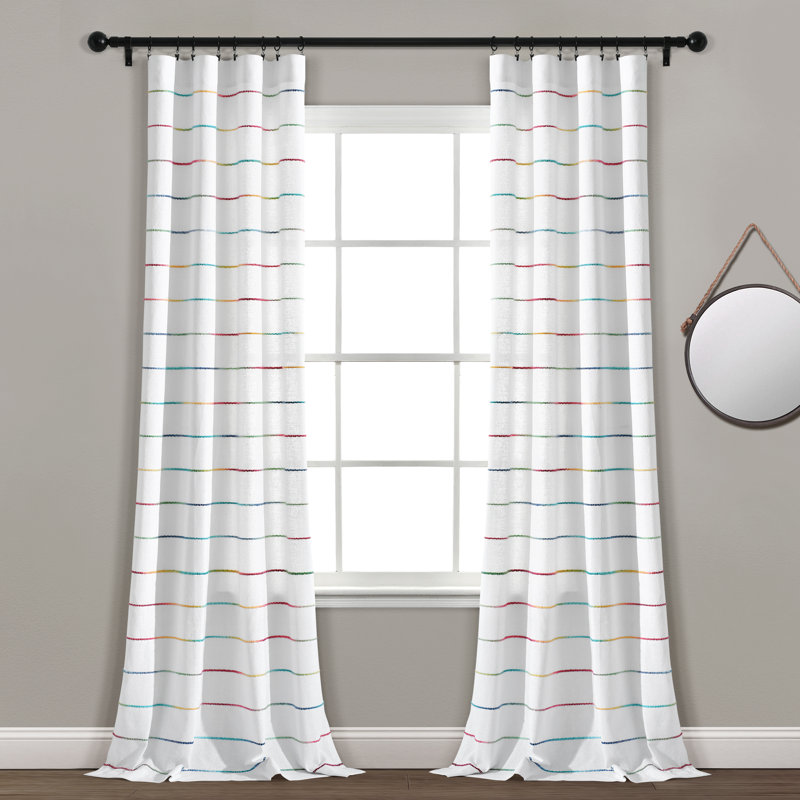 Paire de rideaux semi-transparents Reyna, l 40 po x L 84 po, Arc-en-ciel