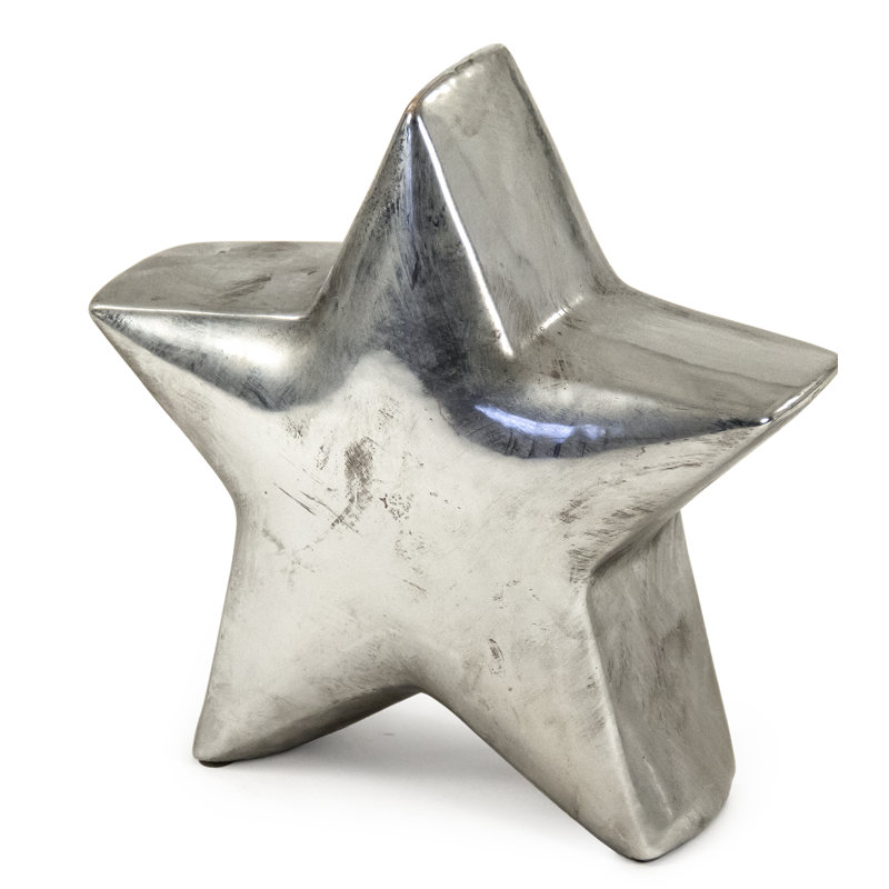 Raines Distressed Star, 10" H x 10" W x 4" D, Silver