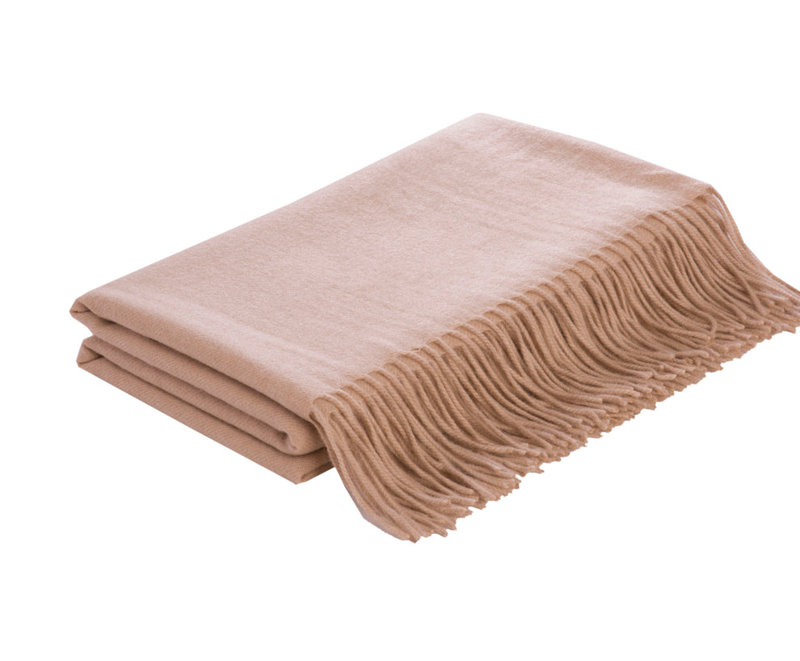 Jeté en fibre naturelle non tissée Fibre par Auskin - l 59 po x L 71 po, Ecru