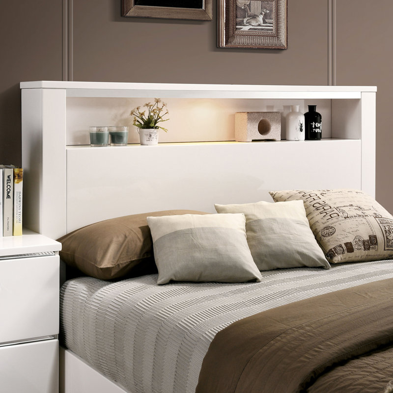 Ensemble de chambre à coucher 3 pièces Donnellson, 2 Pcs: Bed, Dresser, King