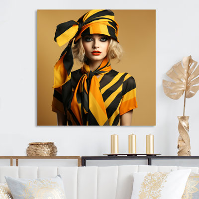 Jaune et noir, photographie de mode glamour - Illustration de mode, art mural en métal
