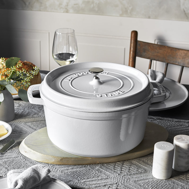 La Cocotte Cast Iron Round Cocotte, White, 7 quarts