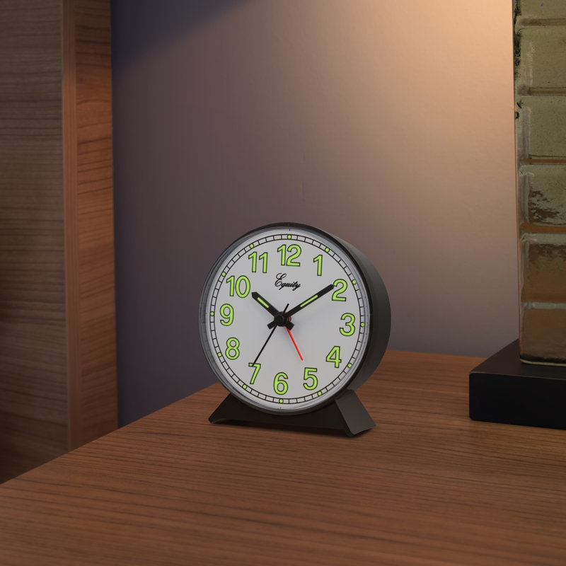 Analogue Quartz Movement / Crystal Tabletop Clock with Alarm in Black