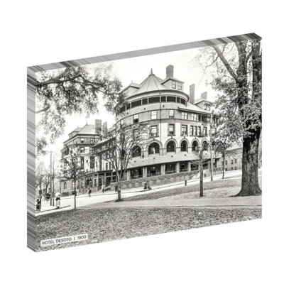 " Hotel Desoto "