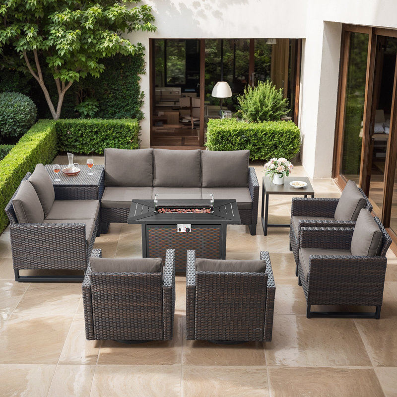 Ensemble de conversation d'extérieur en osier 9 pièces avec canapé modulaire, foyer, table pivotante et boîte de rangement Naresa