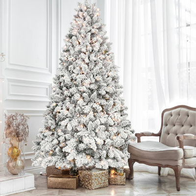 4.5FT Flocked Christmas Tree With 250 UL Lights And 24 Natural Pine Cones – Snowy PVC Tips, 498 Tips, Hinged Structure, Stable Metal Stand, Easy Setup