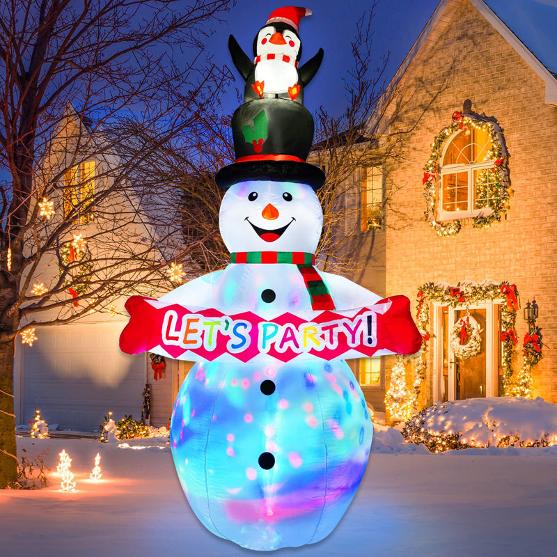 Décorations gonflables de Noël 8 pi pour l'extérieur avec lumière DEL colorée rotative