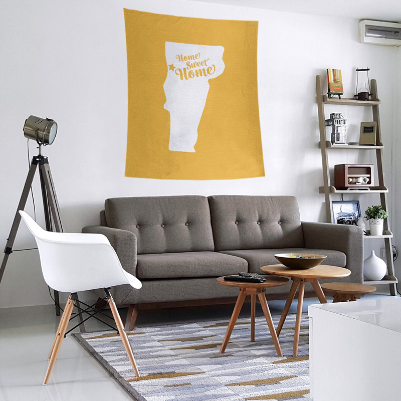 Tapisserie murale Home Sweet Burlington, H 104 po x l 88 po, Jaune