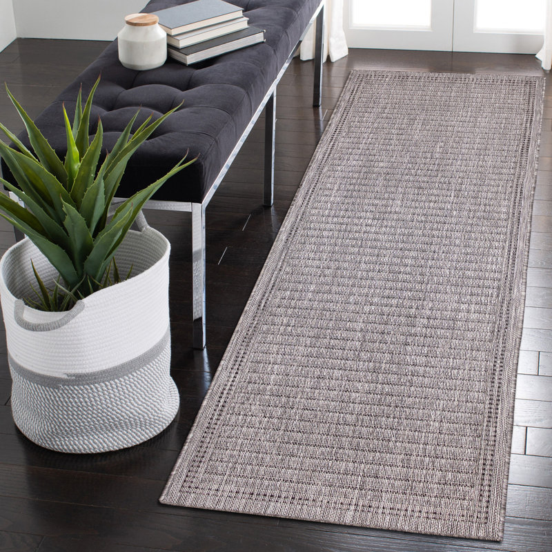 Tapis intérieur / extérieur gris anthracite Tukgahgo, Tapis de couloir 1 pi 11 po x 7 pi 6 po