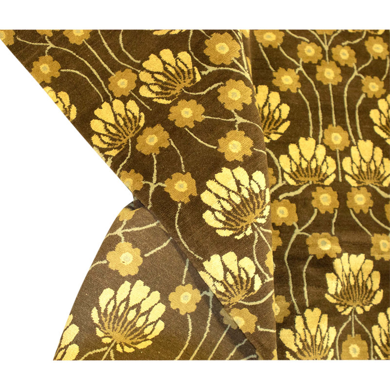 Tapis brun noué à la main de haute qualité