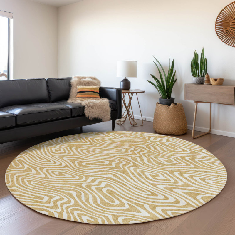 Tapis intérieur / extérieur doré Evalora , 2 pi 6 po x 3 pi 10 po