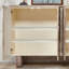 Armoire de luxe sculptée à la main avec portes magnétiques
