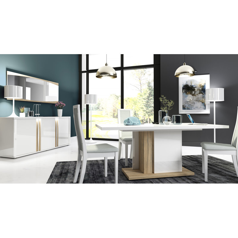 Extendable Dining Table