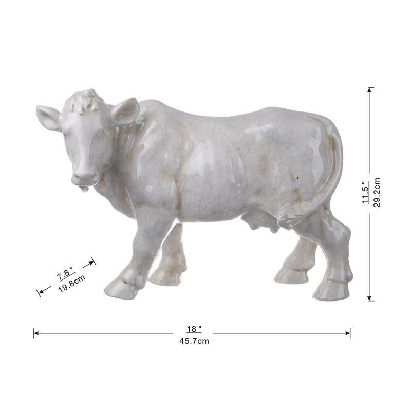Figurine de vache en céramique