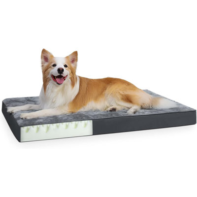 Elioth Orthopedic Faux Fur Pet Bed