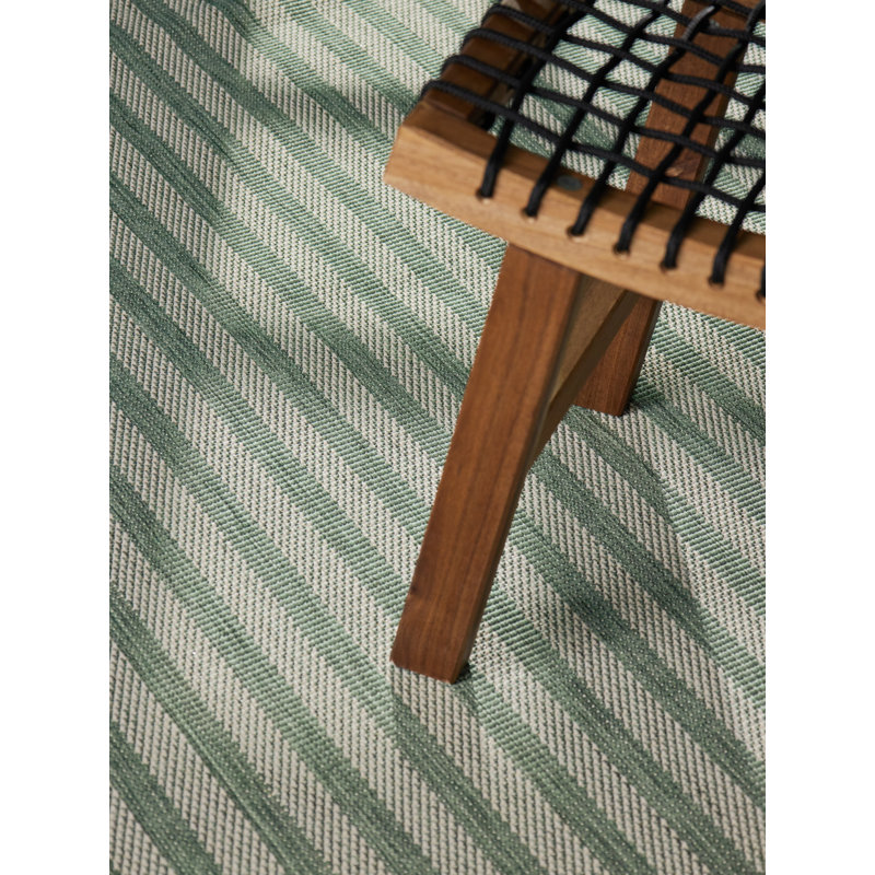 Dequavion Striped Indoor / Outdoor Area Rug, Green, Rectangle 160 x 230 cm