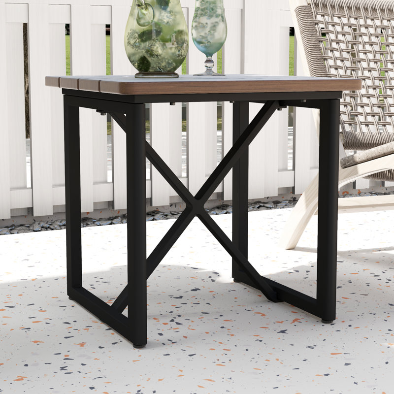 Table d'appoint d'extérieur en aluminium 1 pièce avec plateau en bois Berklee