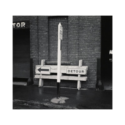 «Vicinity of Bay Street Embarcadero San Francisco» par Minor White - Reproduction giclée