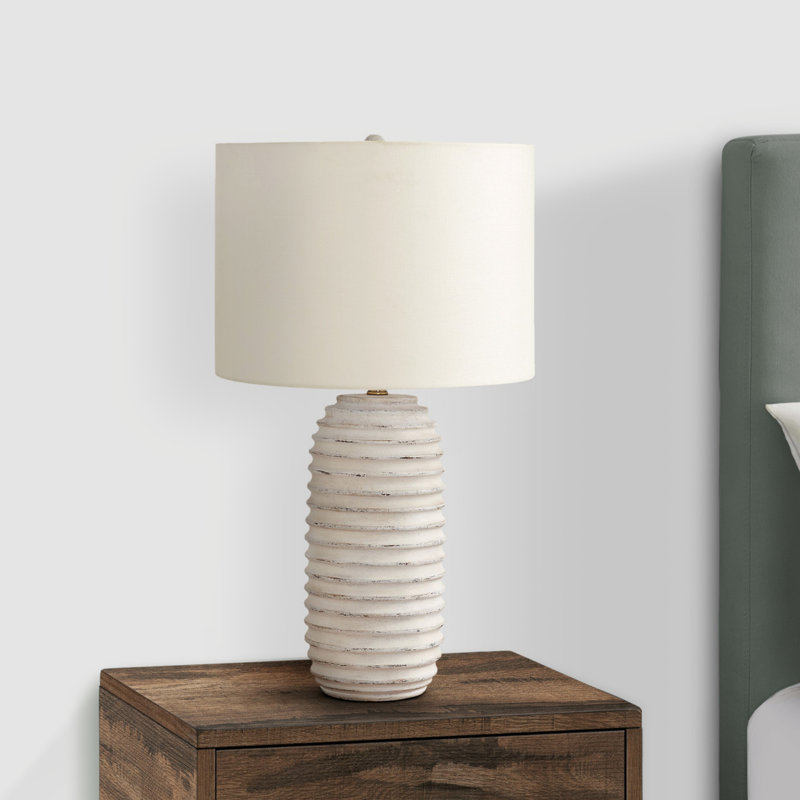 Lampe de table H 28 po, résine crème, abat-jour ivoire / crème, l 28 po x l 16 po x H 28 po
