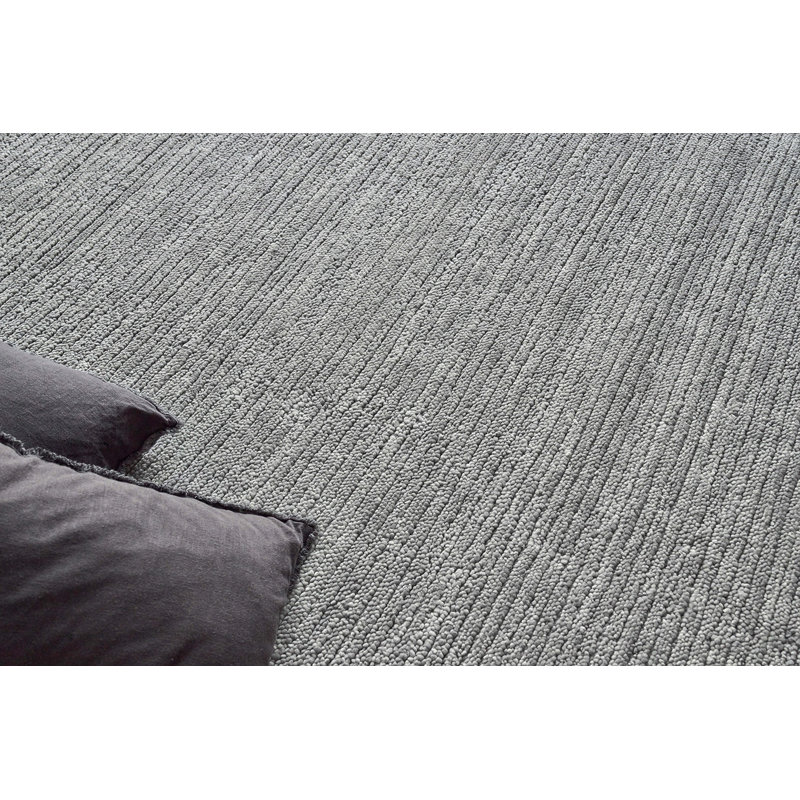 Urth Wool Area Rug in Gray, Rectangle 2' x 3'
