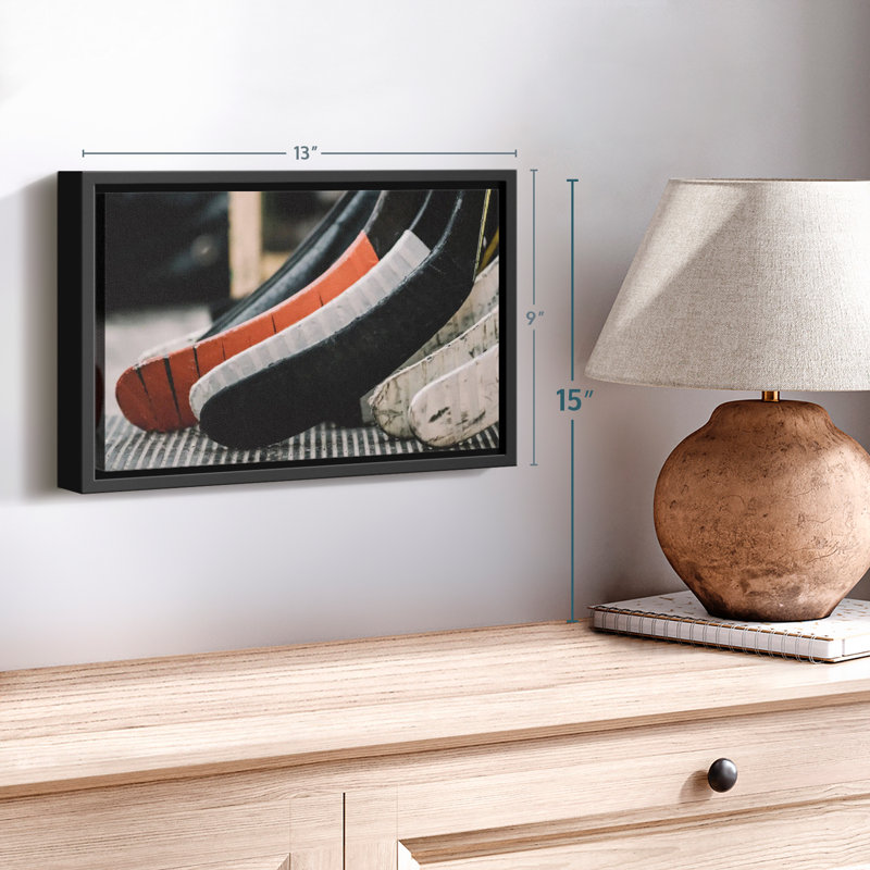 «Hockey Sticks», reproduction sur toile, H 9 po x l 13 po