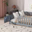 Lit grand format avec clôture, porte, lit en bois d'hévéa avec garde-corps de sécurité, gris-921089405