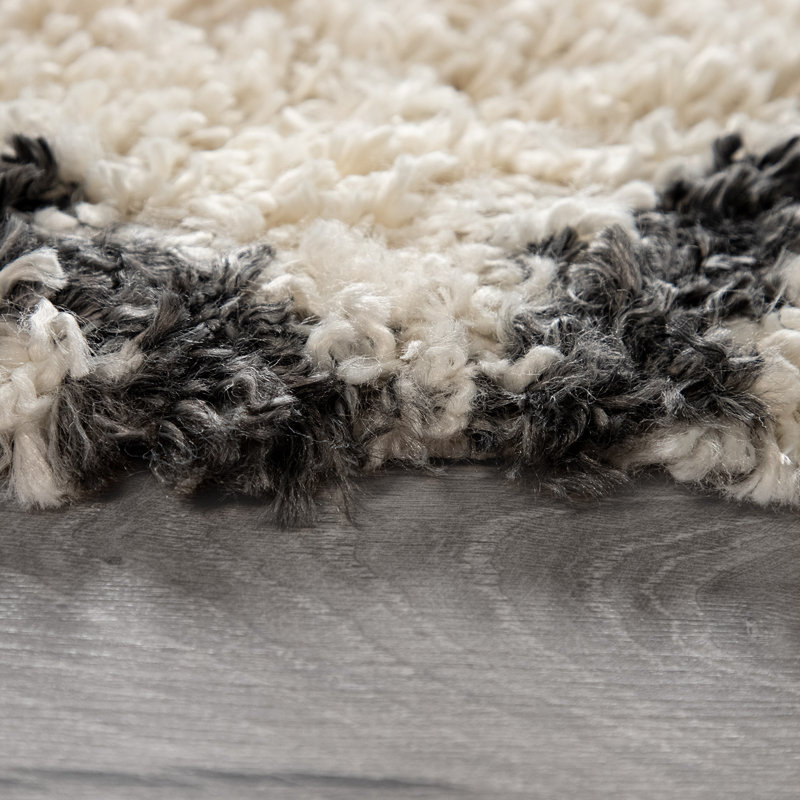 Tapis crème / ivoire Giacinto, Rectangle 3 pi 11 po x 5 pi 7 po
