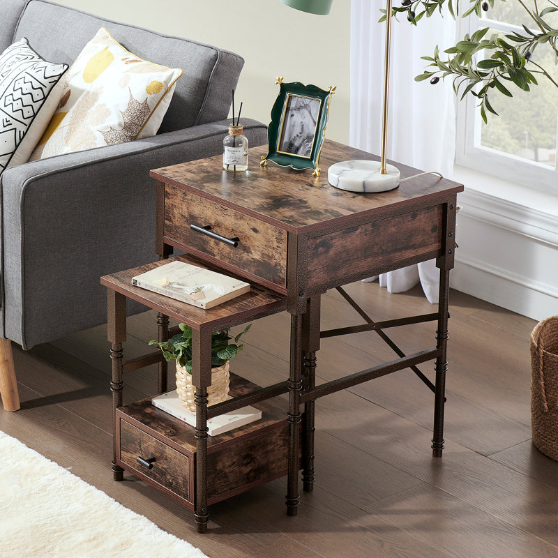 Ensemble de 2 tables d'appoint gigognes, table de bout empilable avec tablette de rangement et tiroir en tissu, table de chevet industrielle à 2 niveaux, table de chevet pour la chambre à coucher
