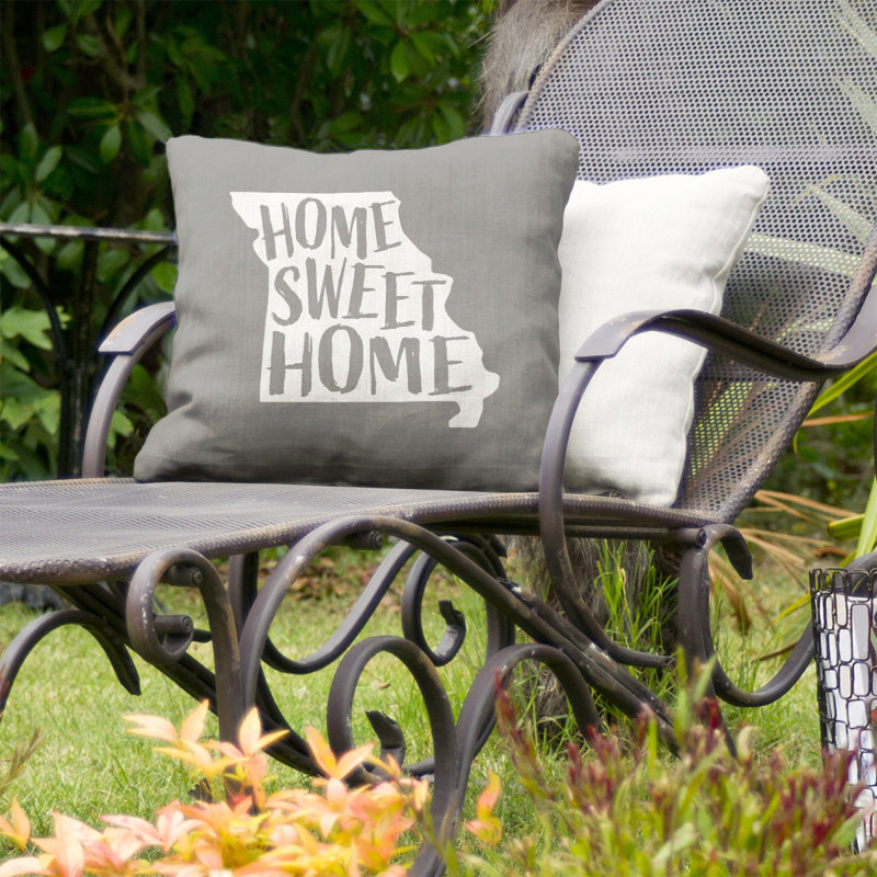 Coussin intérieur / extérieur Home Sweet, 18 po x 18 po, Missouri, Gris
