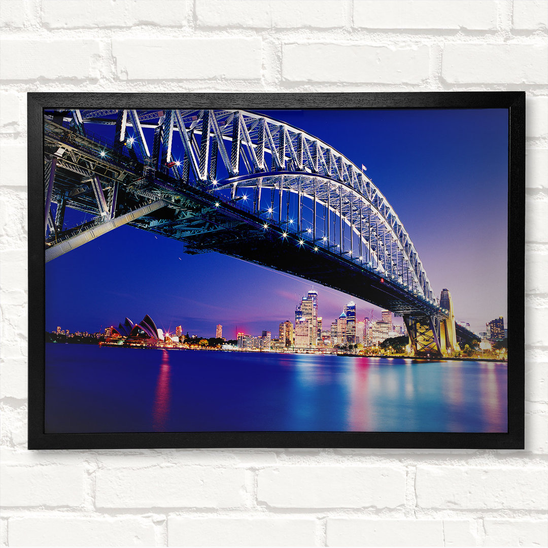 Sydney Harbour Bridge Blue Night - Closed Corner Frame Kunstdrucke auf Holz