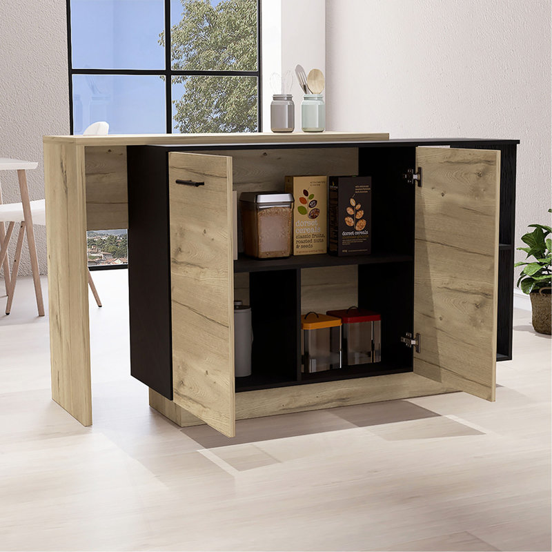 Îlot de cuisine, armoires à deux portes, deux tablettes extérieures, trois tablettes