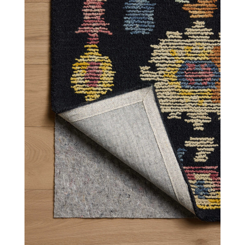 Tapis minuit Loloi Tilly, Rectangle 2 pi 3 po x 3 pi 9 po