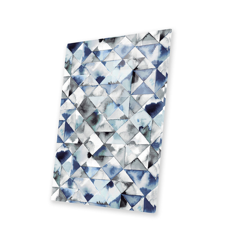 «Moody Triangles», impression argentique bleue sur verre acrylique, H 24 po x l 16 po x P 0,25 po