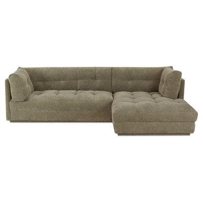 Dunwich Sectional