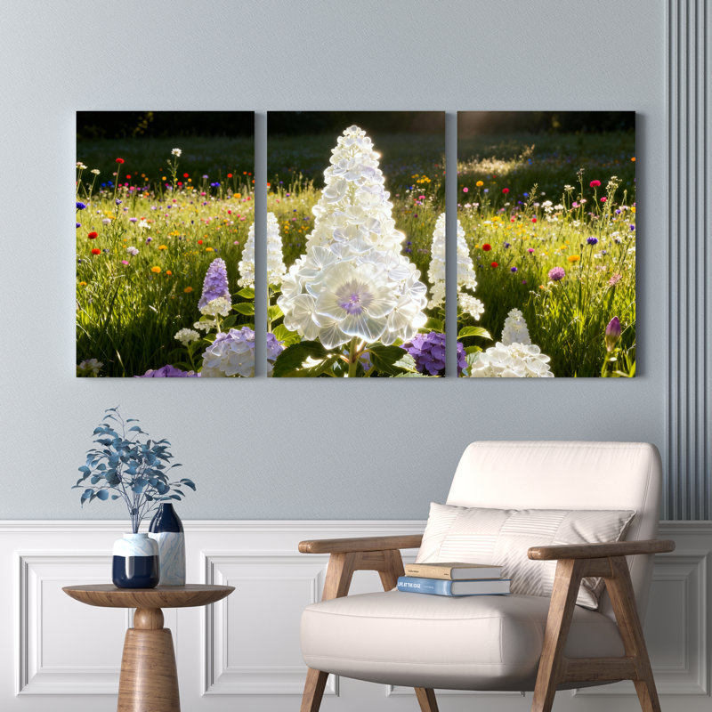 «White Delphinium Floral Meadow», reproduction d'art sur toile tendue sur toile (ensemble de 3), H 18 po x l 36 po
