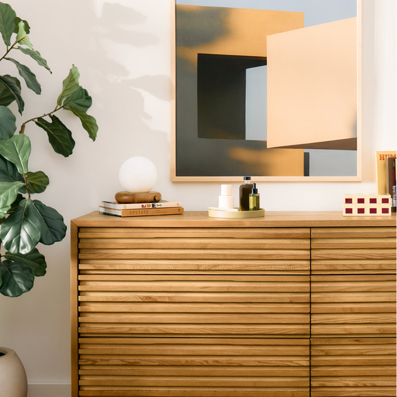 Reve Solid Wood Globe Lamp