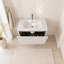 Meuble-lavabo suspendu de 76 cm (30 po) avec lavabo en surface solide blanche, armoire murale rayée blanc doux, lavabo monobloc, meuble-lavabo moderne préassemblé, bonde non incluse-244995425