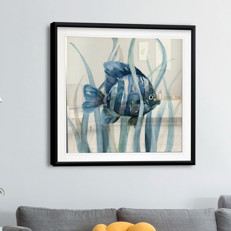 «Fish in Seagrass I» - Impression, H 30,5 po x l 30,5 po, Impression encadrée, Plastique noir