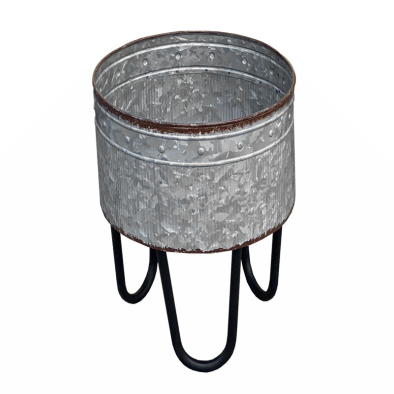 Mera Metal Pot Planter