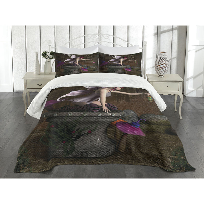 Mythical Creature Forest Queen Quilted Bedspread Set in Multicolor