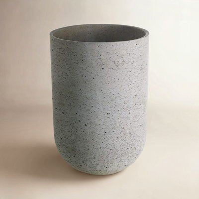 Georgy 17" Handmade Pot Planter