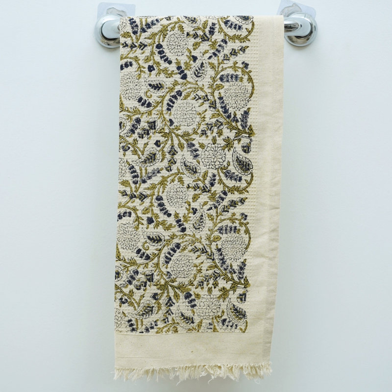 Serviettes gaufrées en coton imprimées à la main - Cadeau parfait pour les amis et la famille, «Gopi» élégant et fonctionnel, blanc