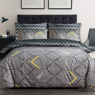 Chevron Duvet Cover with Pillow Shams Included