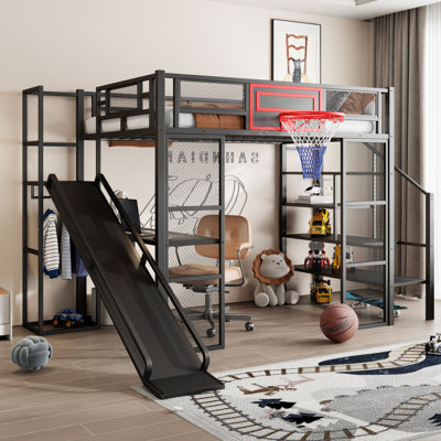 Lit mezzanine double en métal avec bureau intégré, garde-robe ouverte, panier de basketball, glissade et escalier